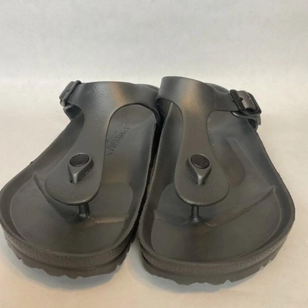 NWOB Birkenstock Gizeh EVA Charcoal Lightweight Sandals Unisex Adult W9/M7